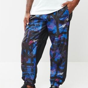 Reebok Men's Multicolor Graphic Joggers